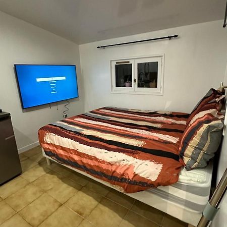 Appartement Mignon Livry Gargan Bagian luar foto