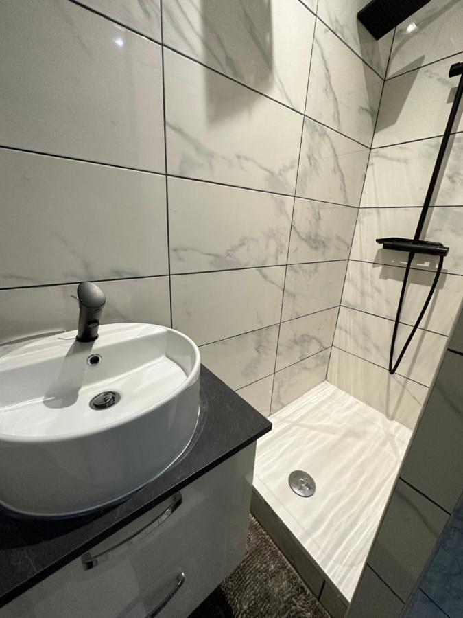 Appartement Mignon Livry Gargan Bagian luar foto