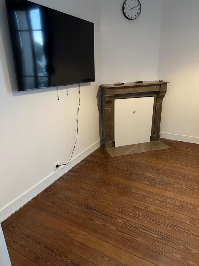 Appartement Mignon Livry Gargan Bagian luar foto